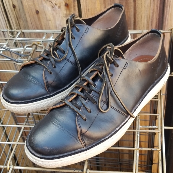 FRYE Brett Low Leather Sneakers - Picture 2 of 8